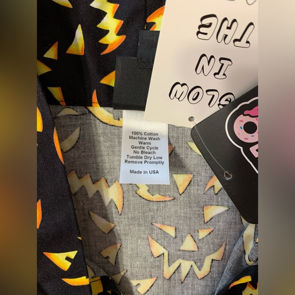 Halloween Retrolicious Bow Top - Picture 11 of 12